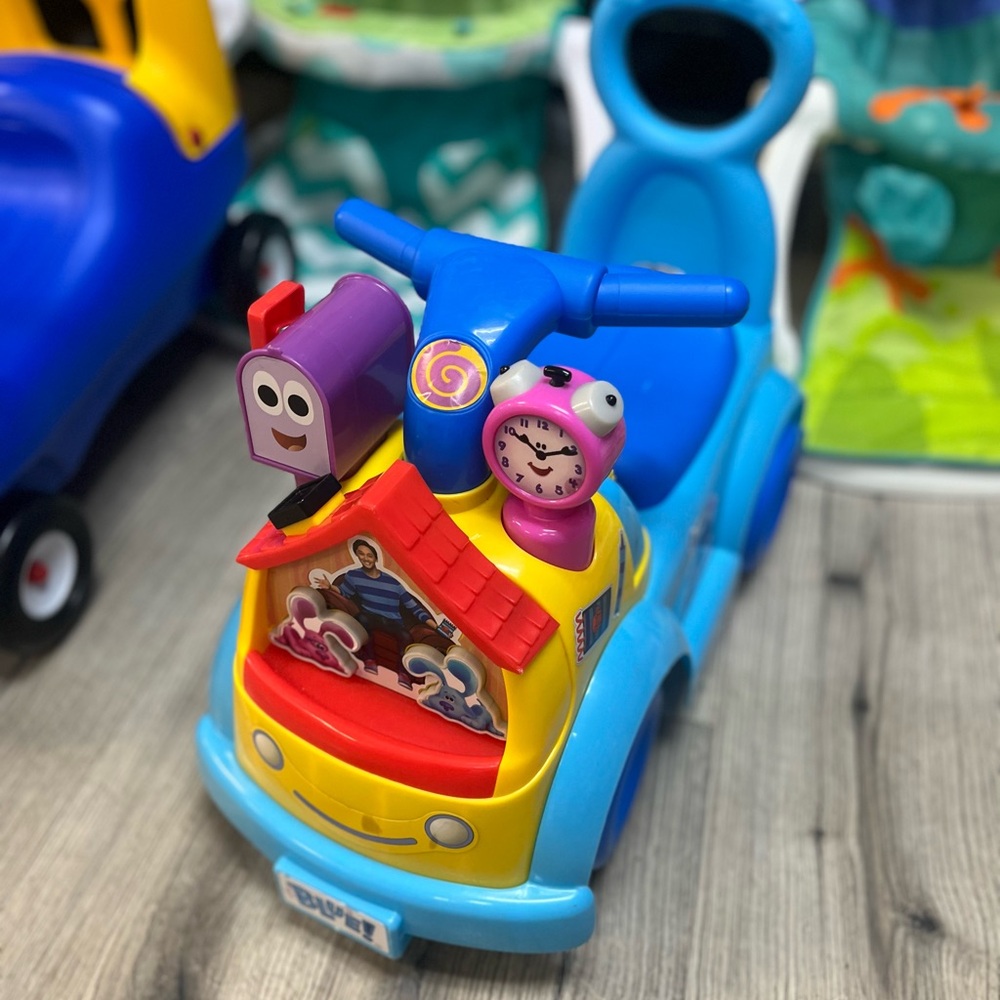 Blues Clues and you deluxe Ride On.